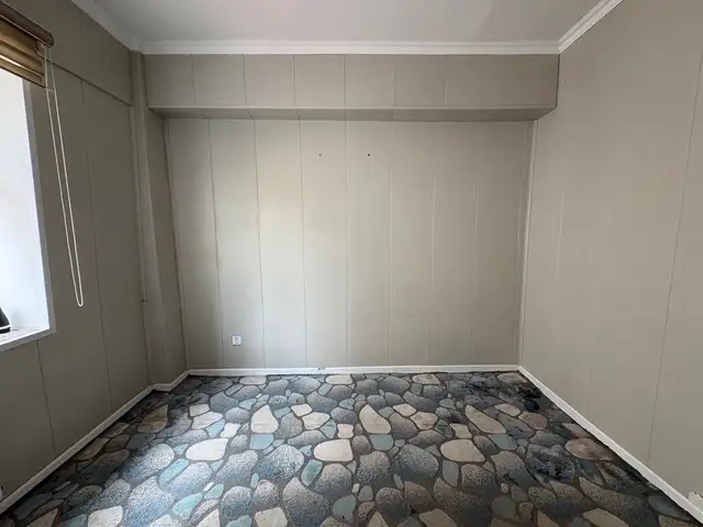 Hajuu uruu, Улаанбаатар — Сүхбаатар — 100 айл