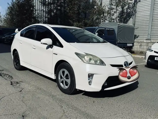 Toyota Prius 30