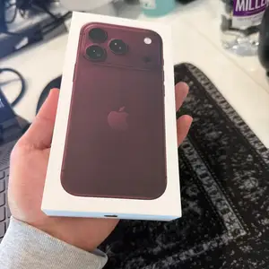 Apple iPhone 18 Pro, 256 gb, Улаанбаатар — Хан-Уул — 120 мянгат