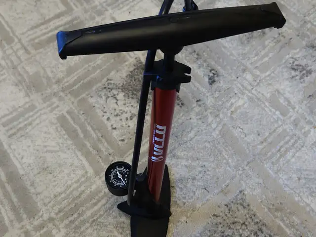 Vllu 910 pump, Улаанбаатар — Сүхбаатар — 5-р хороолол
