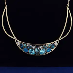Swarovski зүүлт, Улаанбаатар — Хан-Уул — 15-р хороо