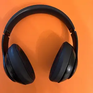 Beats studio wireless, Улаанбаатар — Хан-Уул — 120 мянгат