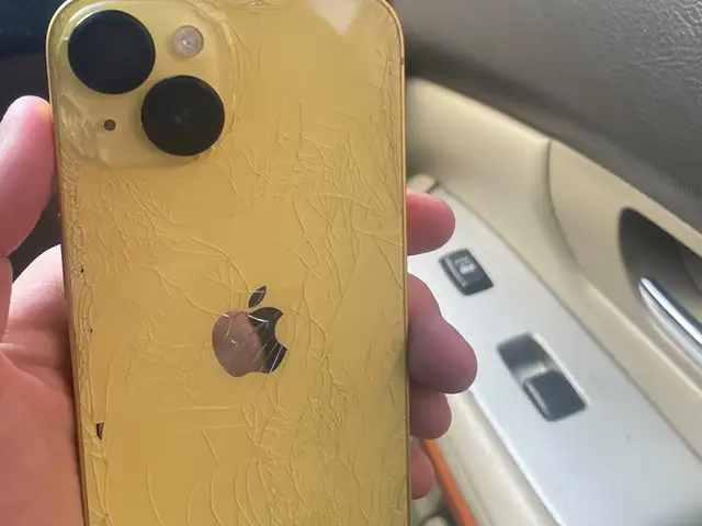 Apple iPhone 14, 256 gb, Yellow, Улаанбаатар — Баянзүрх — Улаанхуаран