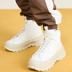 Nike- эмэгтэй гутал, Улаанбаатар — Баянгол — 10-р хороолол
