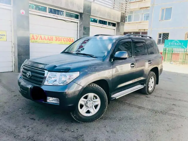 Toyota Land Cruiser 200