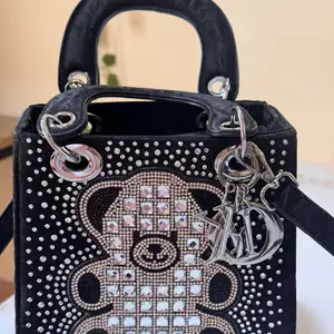 Dior цүнх, Улаанбаатар — Хан-Уул — 18-р хороо