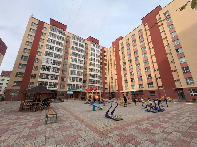 БЗД нарт хотхонд 3 өрөө 77мкв, Улаанбаатар — Баянзүрх — 14-р хороо