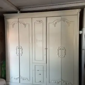 Шкаф, Улаанбаатар — Баянзүрх — Хужирбулан
