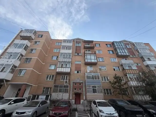 Сбд, хүнсний 50 дэлгүүрийн ард бүрэн тавилгатай 2 өрөө байр 50мкв, Улаанбаатар — Сүхбаатар — 4-р хороо