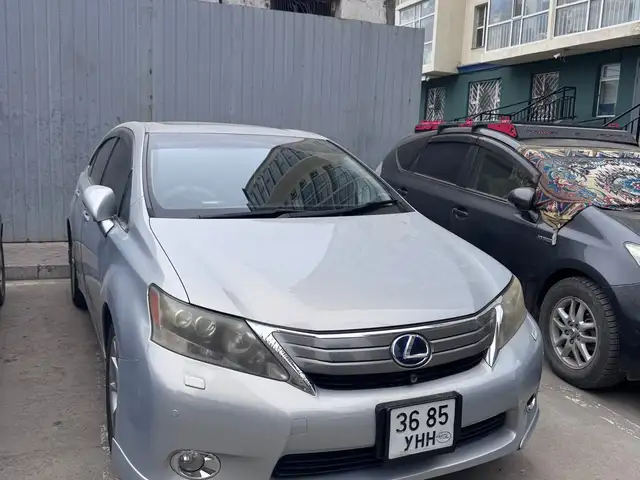 Lexus HS