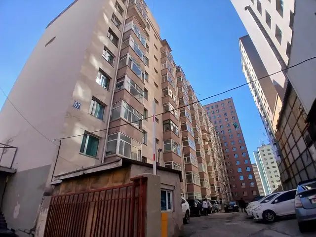 Гранд хиллийн урд урагшаа харсан цонхтой 55.7мкв 3 өрөө байр, Улаанбаатар — Баянгол — 18-р хороо