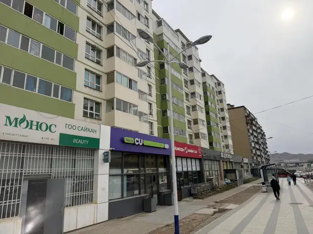 Нисэх, байрны буудлын зүүн талд 2 өрөө 46м2, Улаанбаатар — Хан-Уул — 25-р хороо
