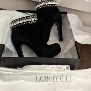Loriblu made in italy gutal, Улаанбаатар — Баянгол — Баруун 4 зам