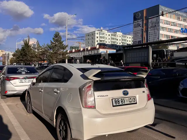 Toyota Prius 30