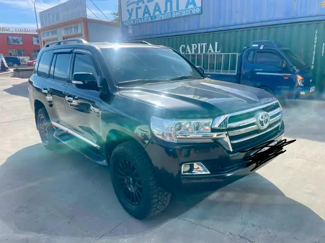 Toyota Land Cruiser 200