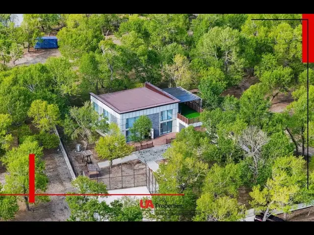 Tereljiin post unguruud 1.2km zaind 380 togtoi gunii hudagtai 4 ulirliin house 260m2, Улаанбаатар — Налайх — 1-р хороо