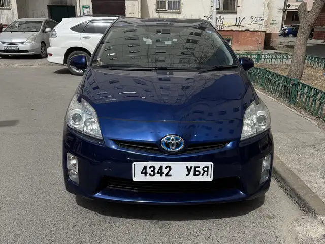 Toyota Prius 30