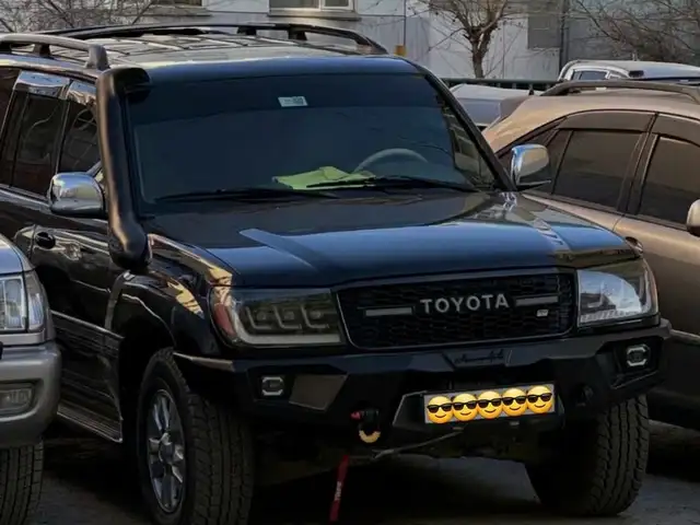 Toyota Land Cruiser 100