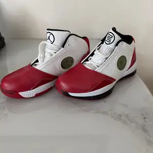 Air jordan 2010 welcome home, Улаанбаатар — Хан-Уул — 18-р хороо