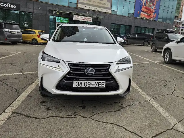 Lexus NX