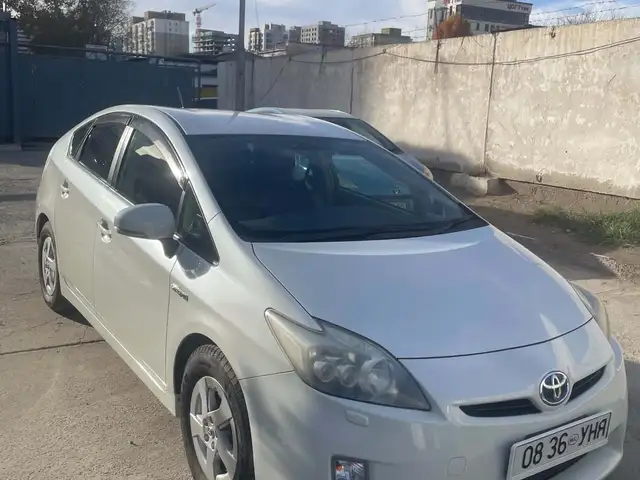 Toyota Prius 30