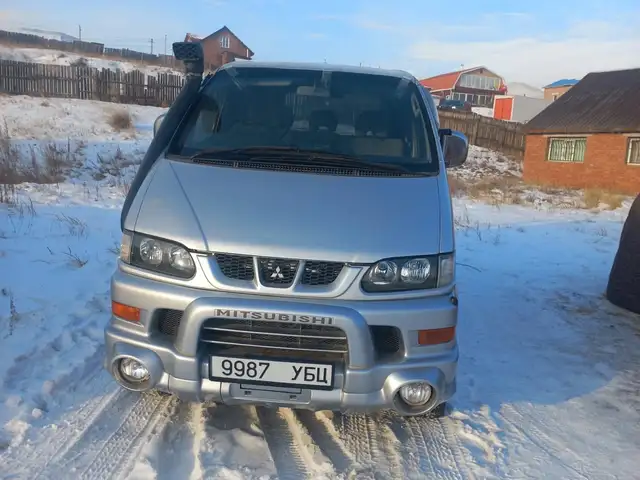 Mitsubishi Delica
