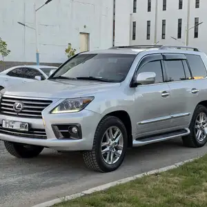Lexus LX 570