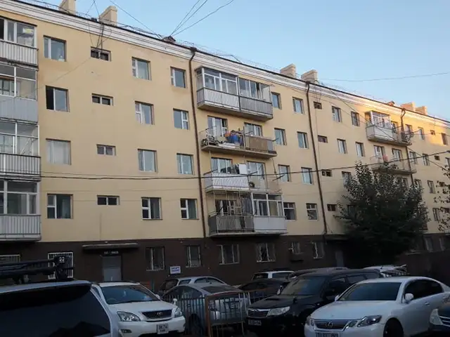 Бгд гандан 60 айлд 2 өрөө байр 55мкв, Улаанбаатар — Баянгол — Баруун 4 зам