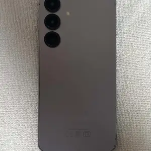 Samsung galaxy s25, Улаанбаатар — Хан-Уул — 24-р хороо