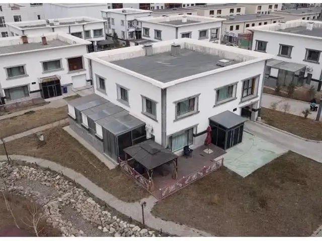Төвийн шугманд бүрэн холбогдсон саун бассейн фитнес өрөөтөй акуа вилла хотхон хаус, Улаанбаатар — Хан-Уул — Арцатын ам