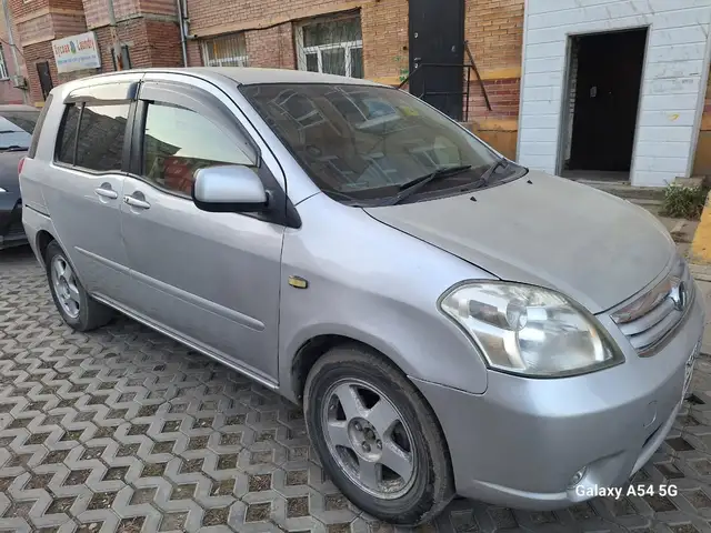Toyota Raum
