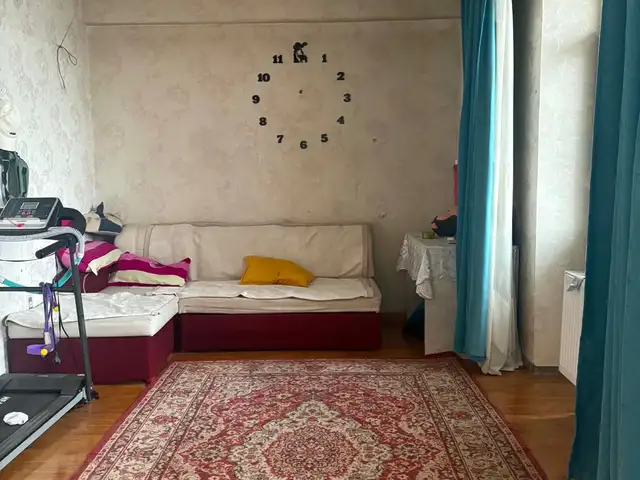 5 шар энхжин худалдааний эсргэг зам дагуу 2 өрөө байр, Улаанбаатар — Баянгол — 20-р хороо