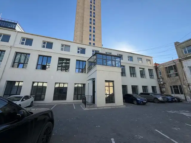 Талбайн хажууд 262 мкв оффис, Улаанбаатар — Сүхбаатар — 8-р хороо
