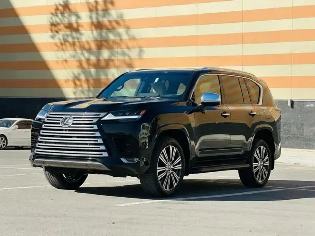 Lexus LX 600