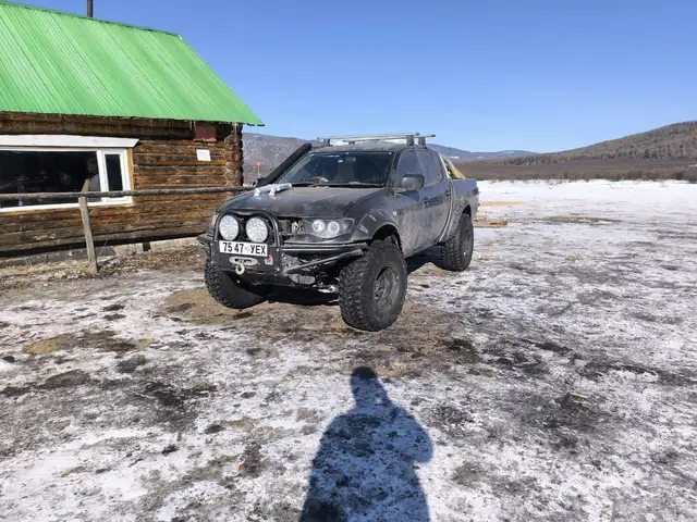 Mitsubishi L200