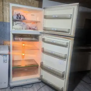 Хөргөгч, Төв