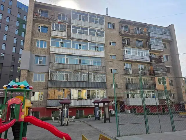 Хотын төв татварын ерөнхий газрын ард 61,47мкв 2 өрөө орон сууц, Улаанбаатар — Чингэлтэй — 40 мянгат