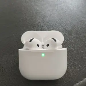 Used airpods4, Увс