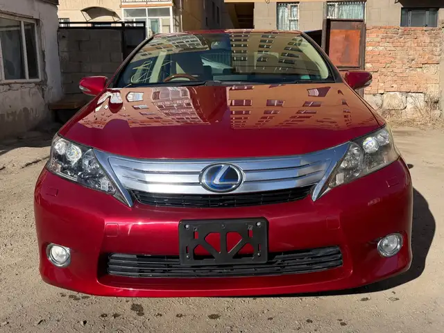 Lexus HS