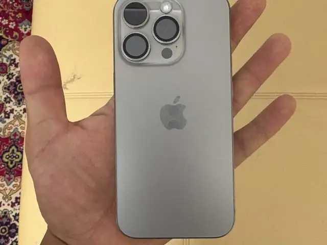 Apple iPhone 15 Pro, 256 gb, White Titanium, Улаанбаатар — Баянгол — 19-р хороо