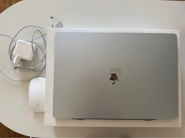 Apple 15'', Apple M4, 16 GB RAM, 256 GB, Улаанбаатар — Баянгол — 3, 4 хороолол