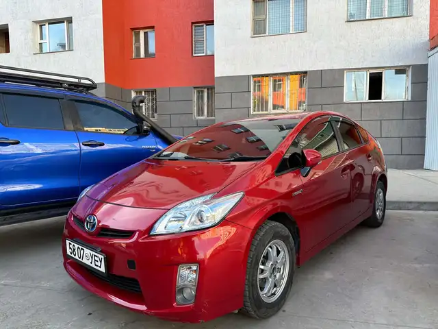 Toyota Prius 30