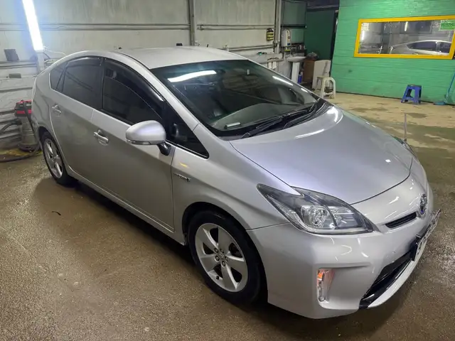 Toyota Prius 30