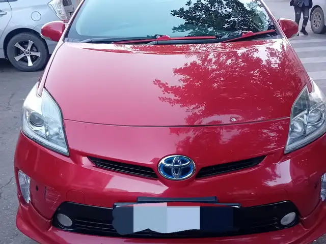 Toyota Prius 30