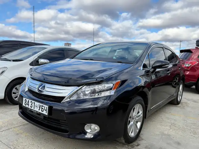 Lexus HS