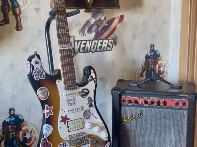 Tsahilgaan guitar, amp, muruvch, stand, Улаанбаатар — Хан-Уул — Яармаг