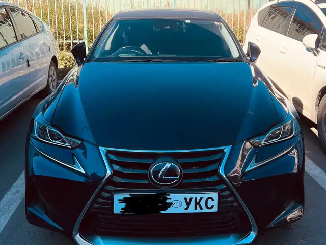 Lexus IS