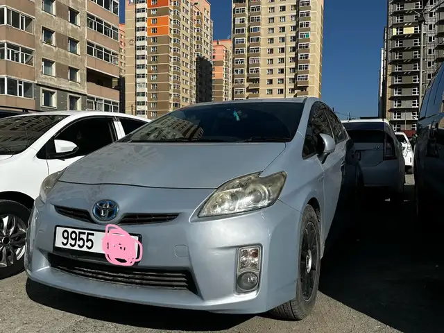 Toyota Prius 30