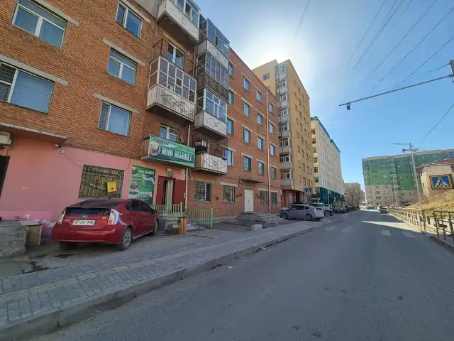 3-р хороололд 142.5м2 бүх төрлийн үйлчилгээ, бизнесийн зориулалтаар ашиглах талбай, Улаанбаатар — Баянгол — 3-р хороолол