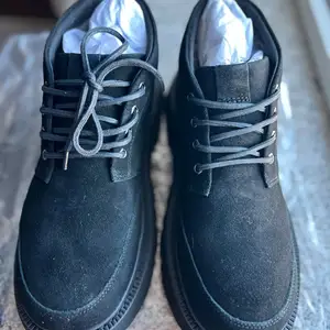 Австралиас ирсэн оригнал 43размерын ugg, Улаанбаатар — Сонгинохайрхан — 1-р хороолол